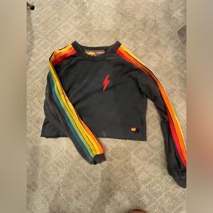 Cropped sweatshirt shirt